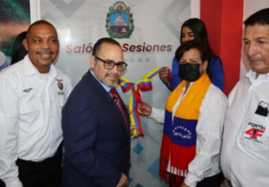 Alcalde de Puerto Cabello Juan Carlos Betancourt inauguró el nuevo Salón de Sesiones del Concejo Municipal