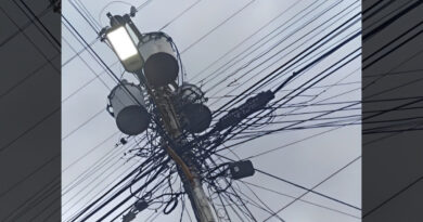 Falcón | Habitantes de Yaracal denuncian que poste de electricidad está a punto de caer (+Imágenes)