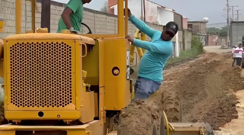 Falcón | Plan Saneamiento de Barrios inició en Tucacas