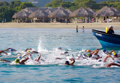 Más de cien atletas participaron en el Campeonato Regional de Aguas Abiertas en Puerto Cabello