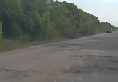 Falcón | Conductores denuncian huecos que «adornan» vía entre Chichiriviche y Tocuyo de la Costa