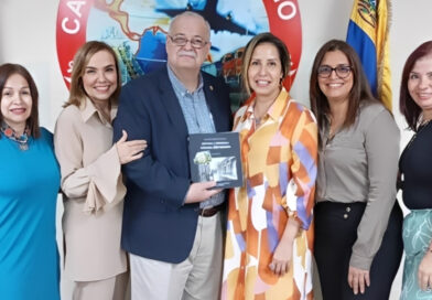 Presentado libro sobre 130 años de la Cámara de Comercio de Puerto Cabello