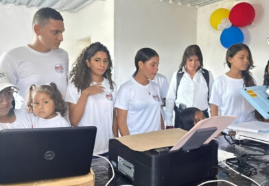 Falcón | Inaugurada planta potabilizadora y taller de serigrafía en Tucacas