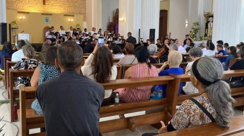 Catedral San José de Puerto Cabello se vistió de gala con la Orquesta Sinfónica y el Coral Falcón