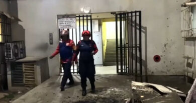 La Guaira | Incendio en el urbanismo Hugo Chávez deja al menos tres personas afectadas